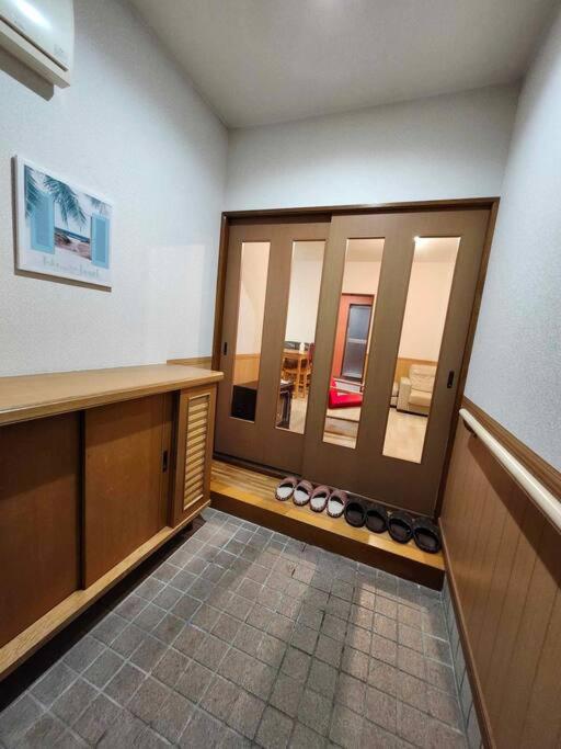 蒼い家温泉付貸別荘cozy Blue House Onsen Hot Spring Shiraoi Exterior photo